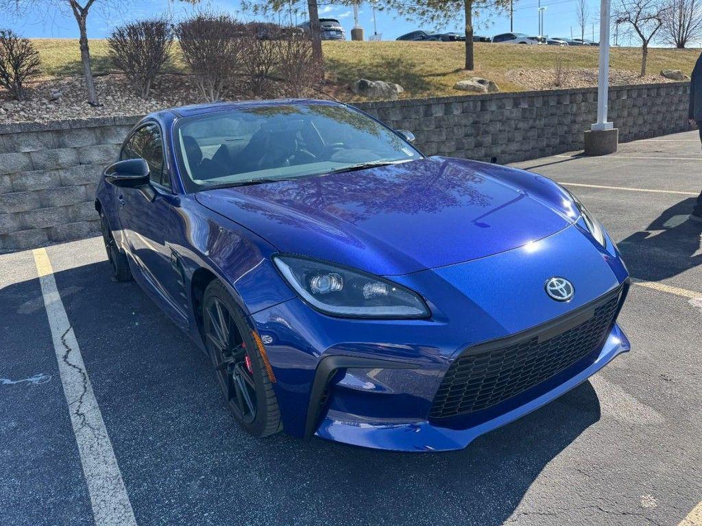 used 2025 Toyota GR86 car, priced at $36,000