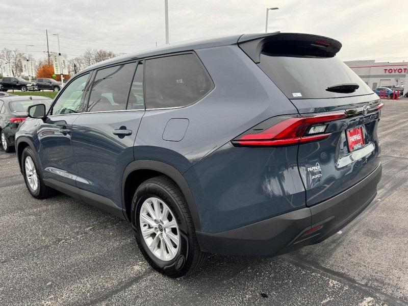 used 2025 Toyota Grand Highlander car, priced at $46,000