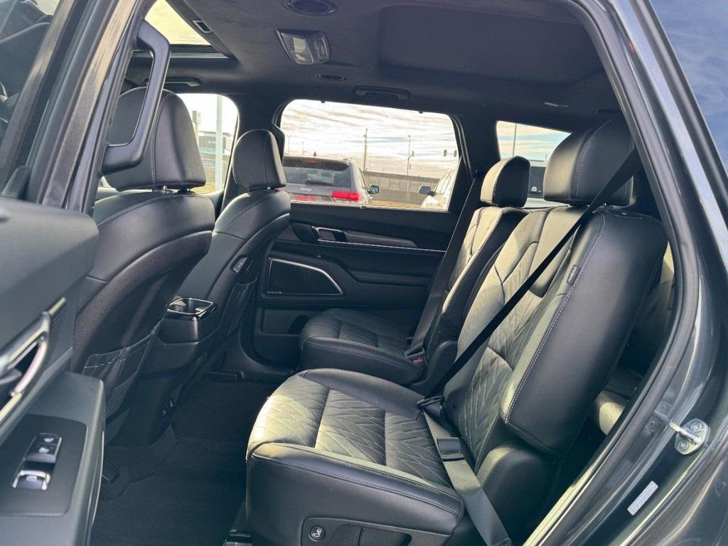 used 2024 Kia Telluride car, priced at $41,000