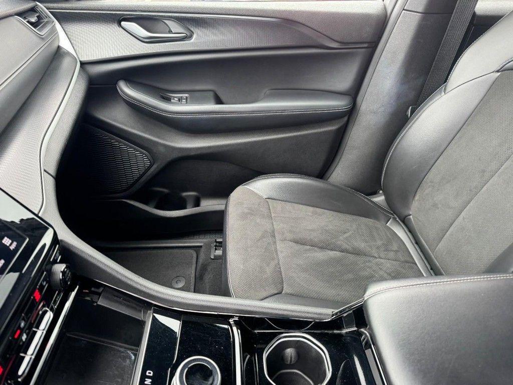 used 2023 Jeep Grand Cherokee car, priced at $25,000