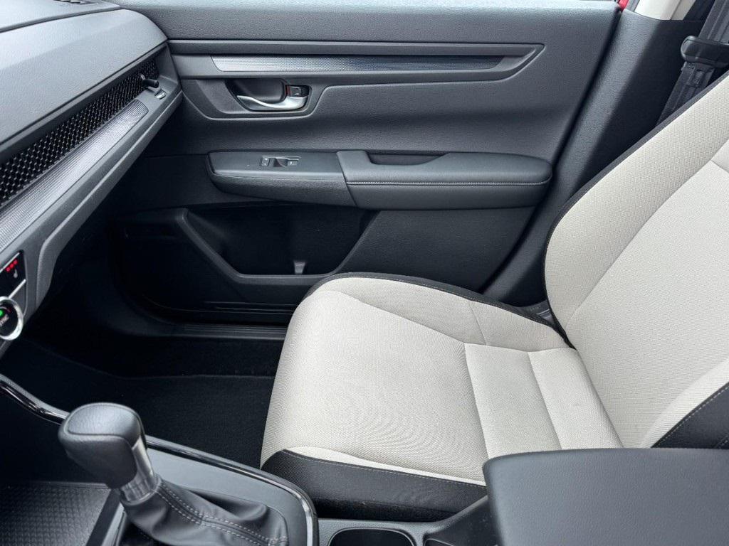 used 2024 Honda CR-V car, priced at $29,000