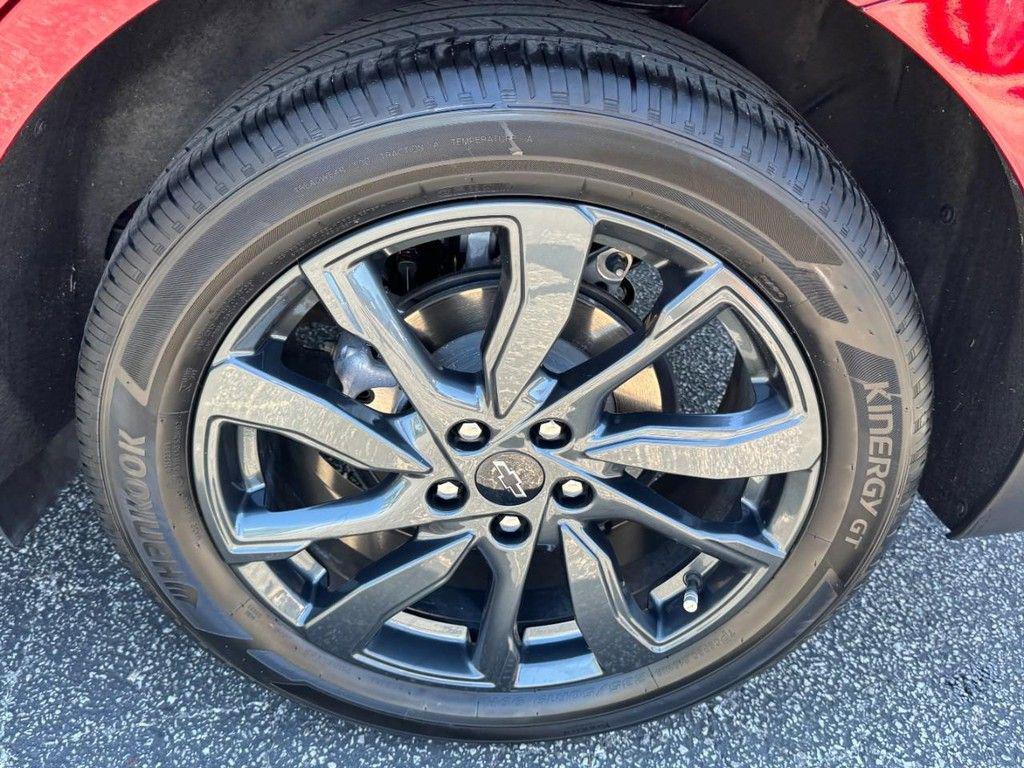 used 2023 Chevrolet Equinox car, priced at $24,585