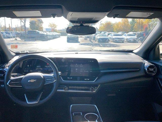 used 2025 Chevrolet Equinox car, priced at $26,497