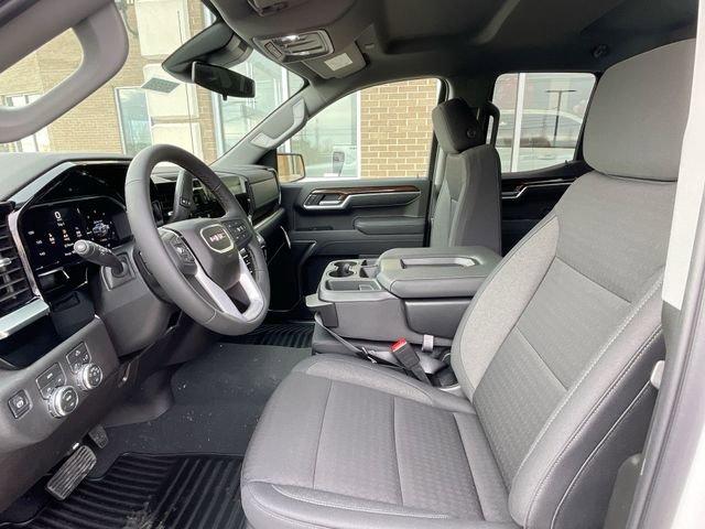 new 2026 GMC Sierra 1500 car, priced at $47,895