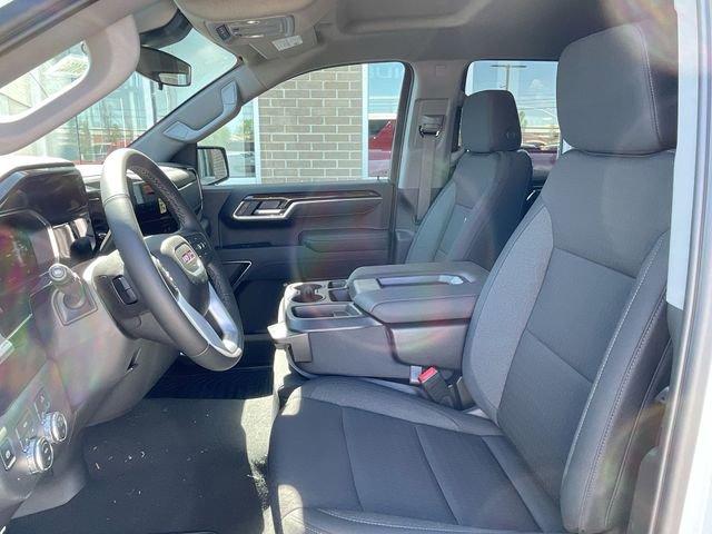 new 2026 GMC Sierra 1500 car, priced at $54,265