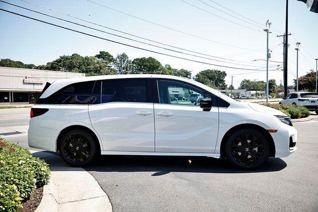 new 2026 Honda Odyssey car, priced at $42,290