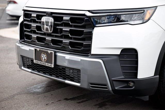 new 2026 Honda Pilot car, priced at $54,344