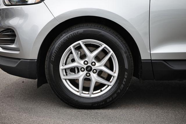 used 2024 Ford Edge car, priced at $23,989