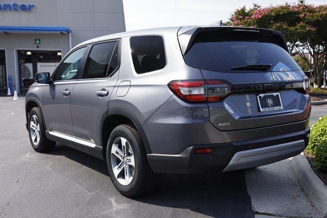new 2025 Honda Pilot car, priced at $45,595