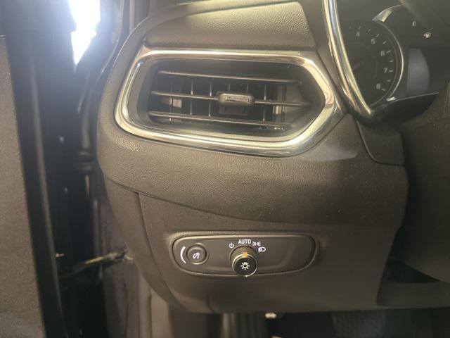 used 2023 Chevrolet Equinox car, priced at $20,834