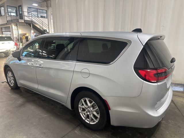 used 2024 Chrysler Pacifica car, priced at $28,425