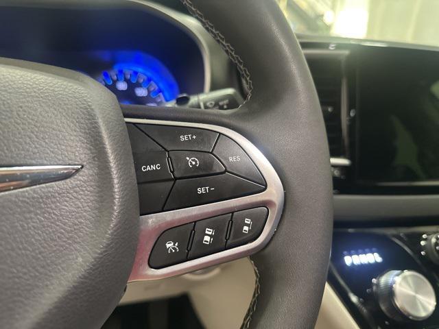 used 2024 Chrysler Pacifica car, priced at $28,425