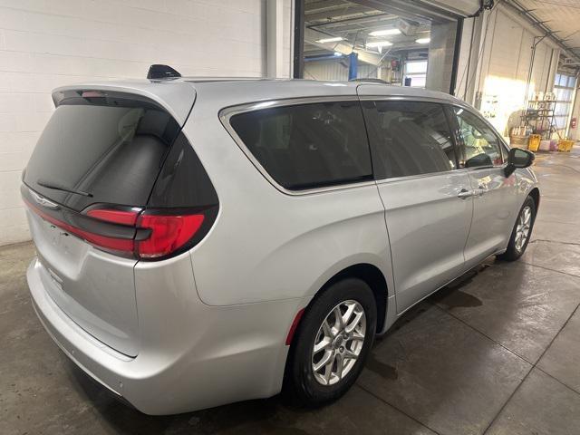 used 2024 Chrysler Pacifica car, priced at $28,425