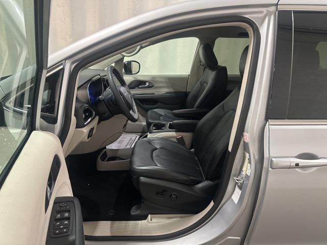 used 2024 Chrysler Pacifica car, priced at $28,425