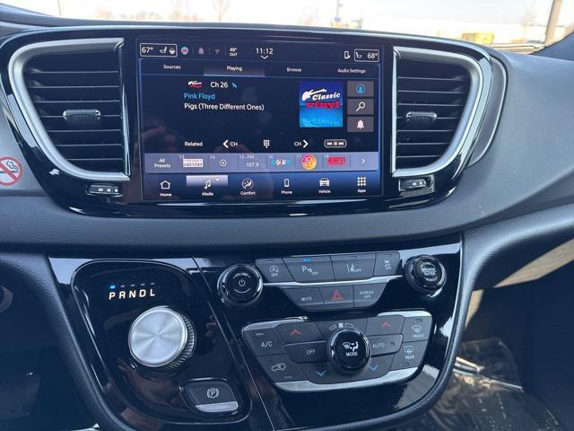 new 2026 Chrysler Pacifica car