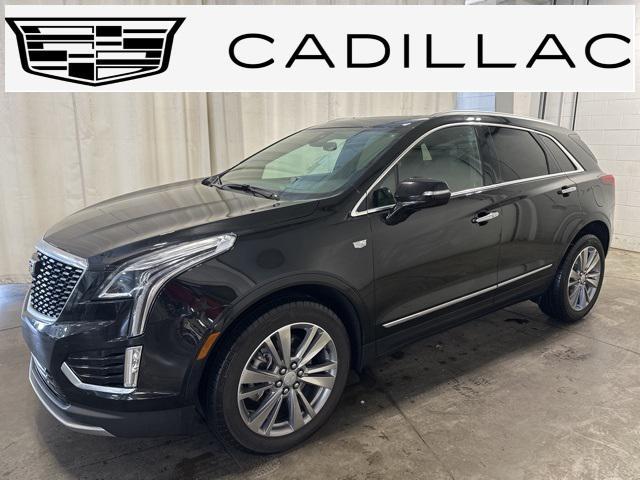 used 2025 Cadillac XT5 car, priced at $43,092