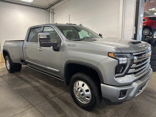 used 2025 Chevrolet Silverado 3500 car, priced at $79,222