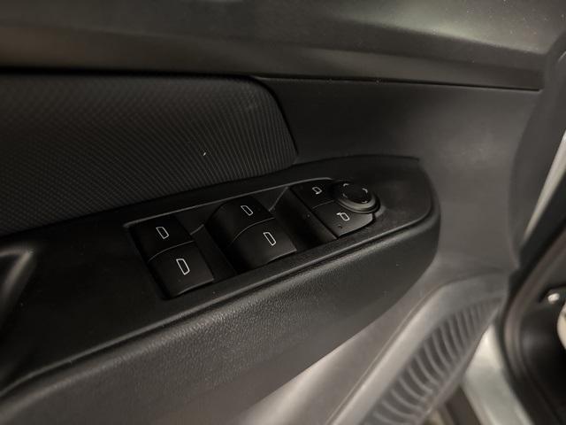 used 2025 Chevrolet Equinox EV car, priced at $22,899