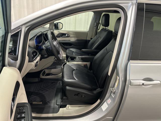 used 2024 Chrysler Pacifica car, priced at $28,378