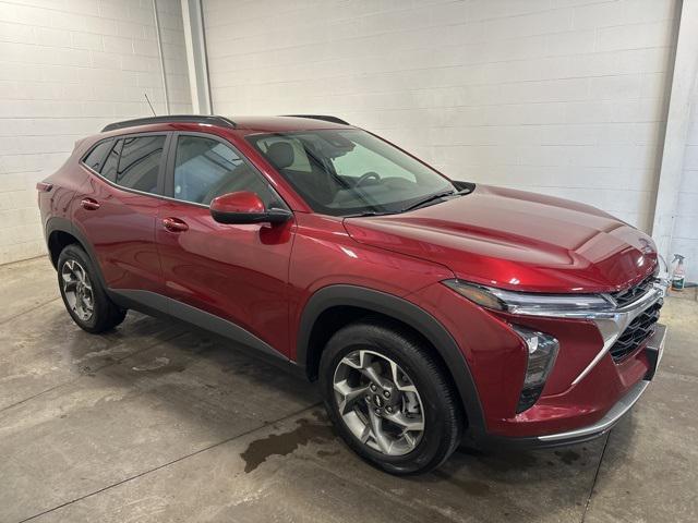 used 2025 Chevrolet Trax car, priced at $21,974