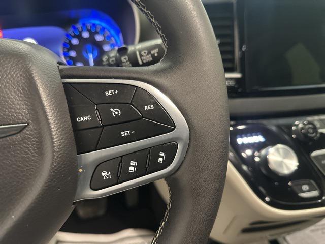 used 2024 Chrysler Pacifica car, priced at $28,914