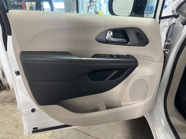 used 2024 Chrysler Pacifica car, priced at $28,914