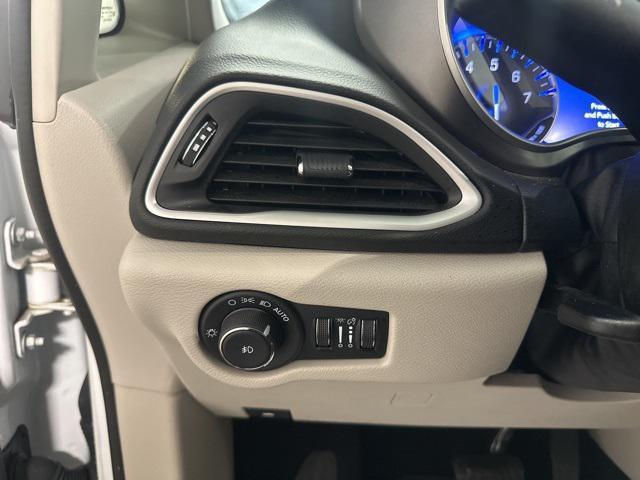 used 2024 Chrysler Pacifica car, priced at $28,914