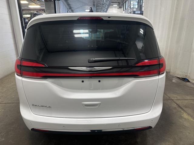 used 2024 Chrysler Pacifica car, priced at $28,914