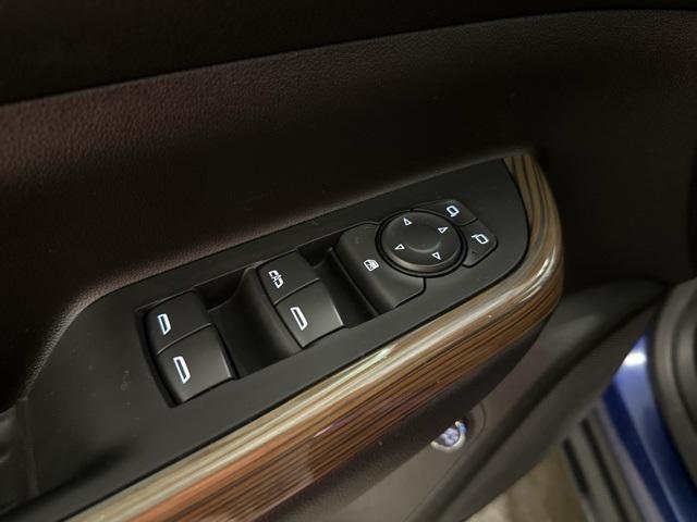 used 2023 GMC Acadia car, priced at $28,763