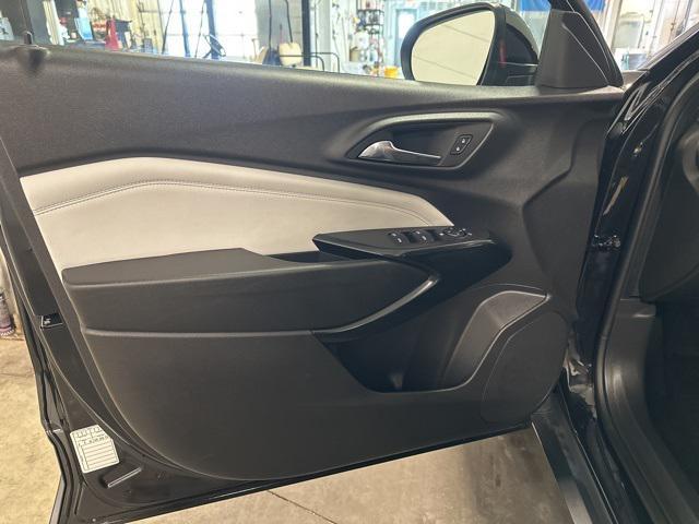 used 2025 Chevrolet Trax car, priced at $21,626