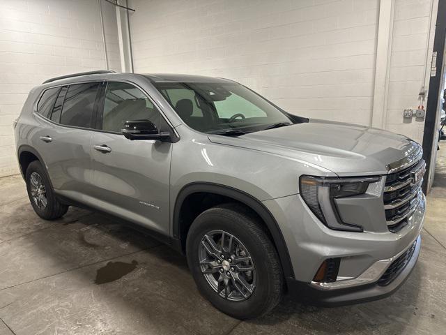 used 2025 GMC Acadia car, priced at $34,100