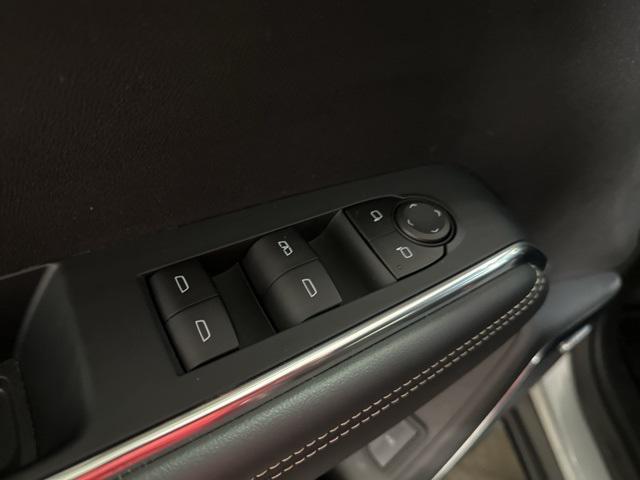 used 2025 GMC Acadia car, priced at $34,100