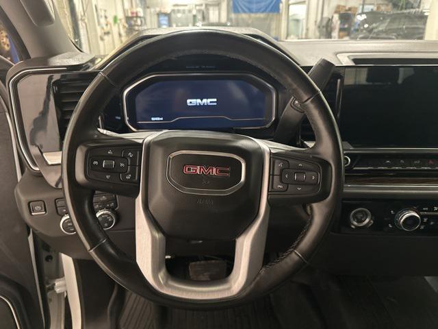 used 2023 GMC Sierra 1500 car, priced at $35,000