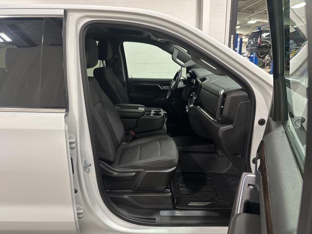 used 2023 GMC Sierra 1500 car, priced at $35,000