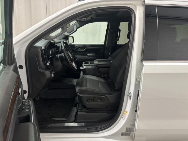 used 2023 GMC Sierra 1500 car, priced at $35,000