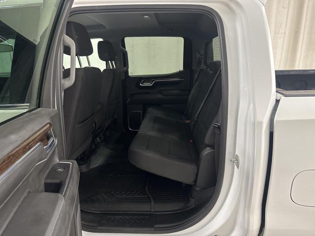 used 2023 GMC Sierra 1500 car, priced at $35,000