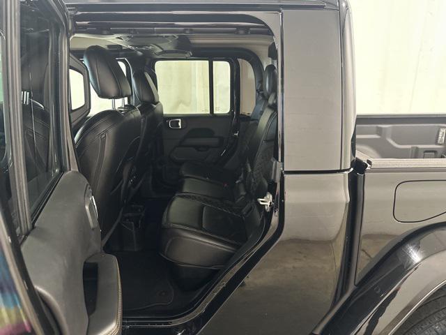 used 2023 Jeep Gladiator car, priced at $30,562