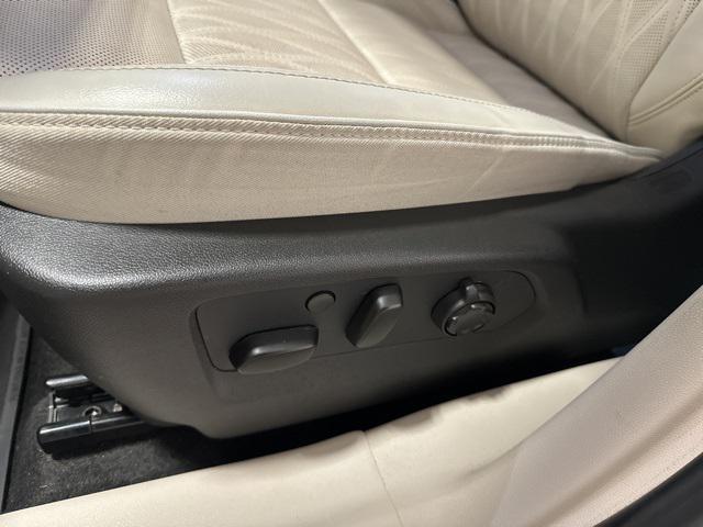 used 2022 Buick Envision car, priced at $21,878