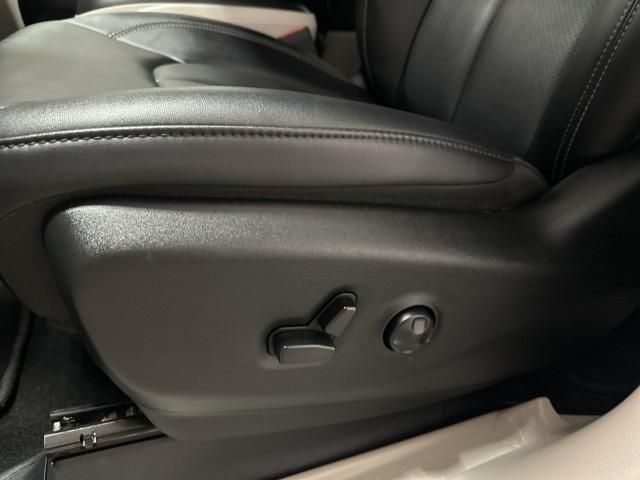 used 2024 Chrysler Pacifica car, priced at $29,683