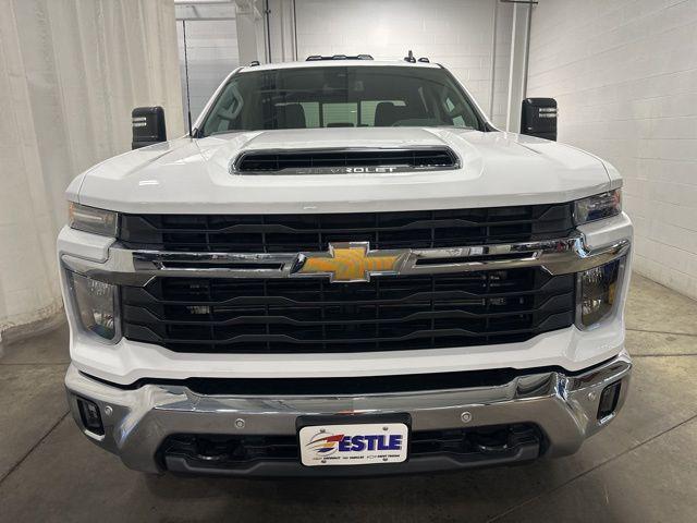 used 2025 Chevrolet Silverado 3500 car, priced at $62,127