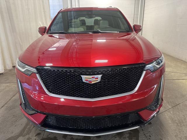 used 2025 Cadillac XT6 car, priced at $57,630