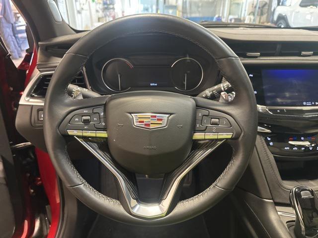 used 2025 Cadillac XT6 car, priced at $57,630
