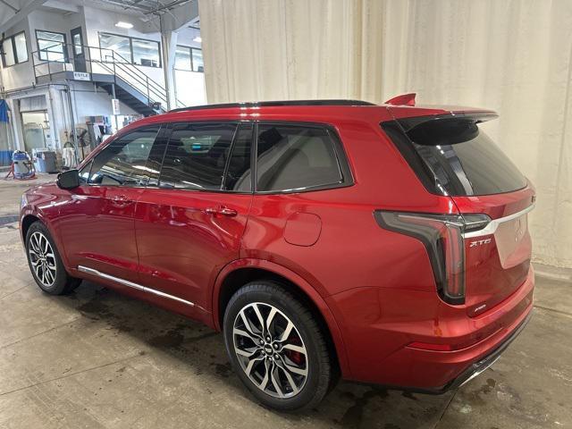 used 2025 Cadillac XT6 car, priced at $57,630