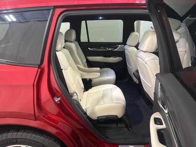 used 2025 Cadillac XT6 car, priced at $57,630