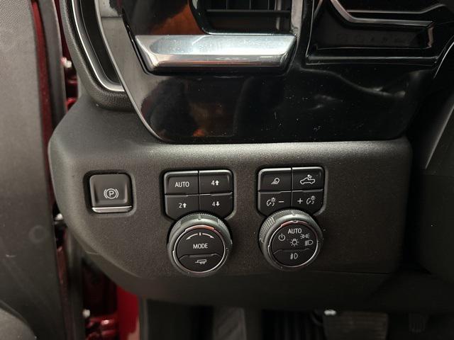 used 2024 Chevrolet Silverado 1500 car, priced at $31,920