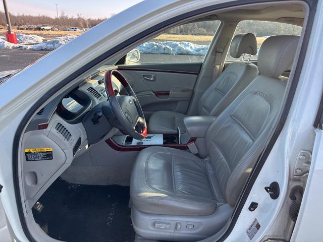 used 2006 Hyundai Azera car, priced at $3,887