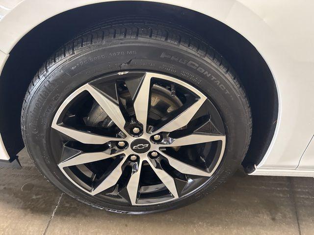 used 2024 Chevrolet Malibu car, priced at $20,384