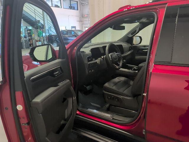 used 2025 Chevrolet Tahoe car, priced at $71,947