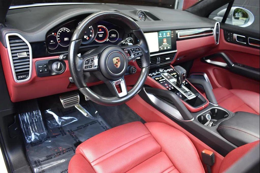 used 2023 Porsche Cayenne car