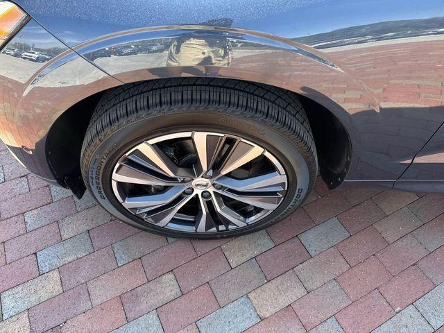 used 2022 Volvo XC60 car, priced at $27,994